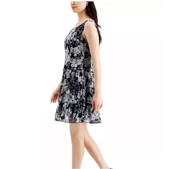 Connected Women's 1 Pc Printed dress Blue Size  10 Petite - Picture 1 of 8